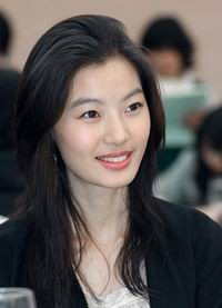 尹素怡